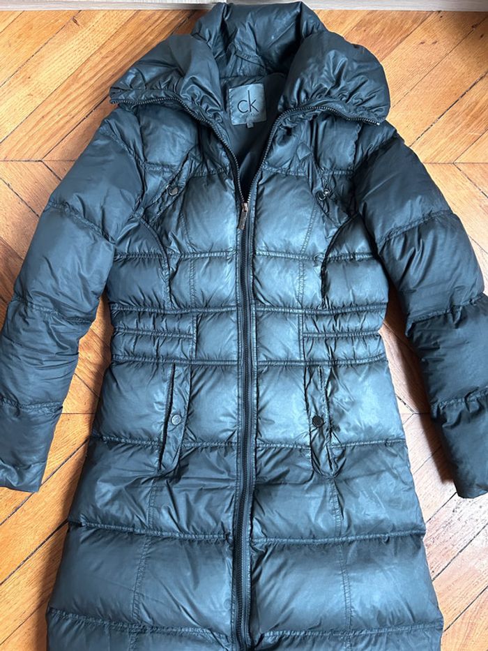 Magnifique doudoune Calvin Klein Très chaude et agréable Taille L - photo numéro 4
