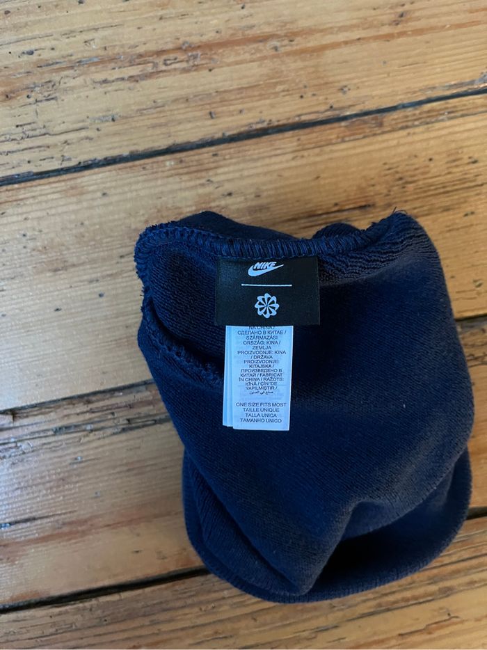 Bonnet Nike bleu marine - photo numéro 4