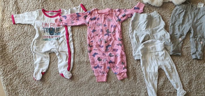 Lot 6 mois fille 9 articles - photo numéro 2
