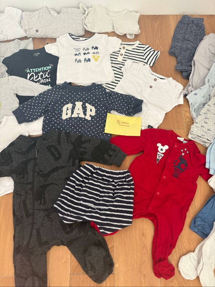 Lot 22 vêtements bébé garçon 3 mois - photo numéro 6