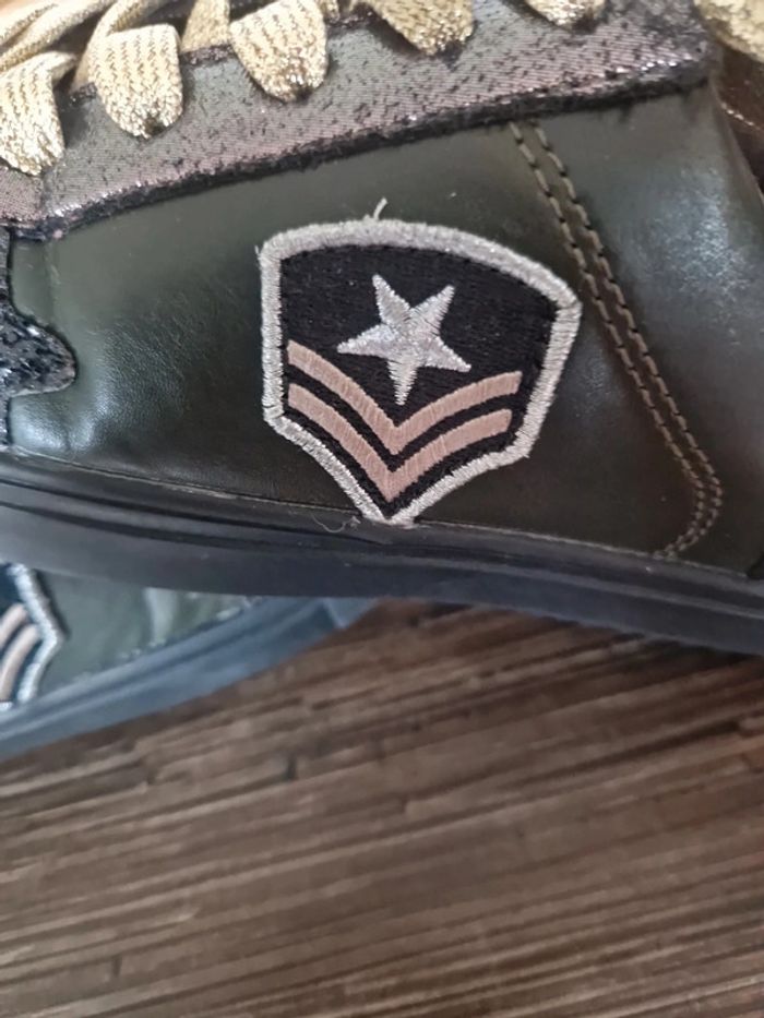 Baskets Texto - photo numéro 7