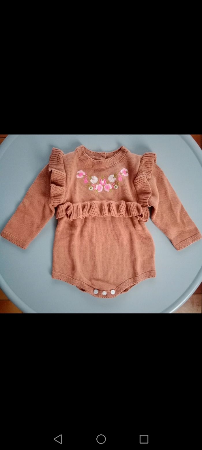Barboteuse tricot neuve bébé 18mois