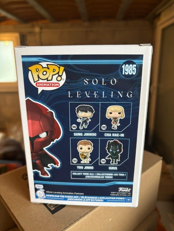Funko Pop Solo Leveling Igris Metallic Chase 1985 - photo numéro 3