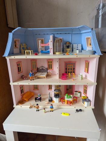 Maison playmobil rose 5303
