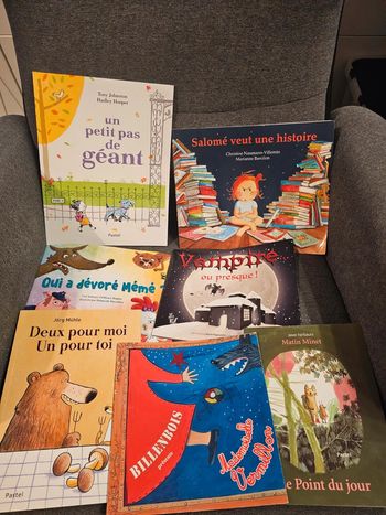 Lot de 7 livres école des loisirs