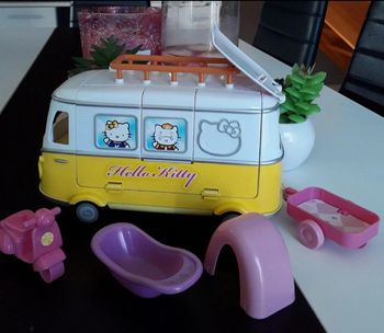 Camping car Hello kitty🌿🎁