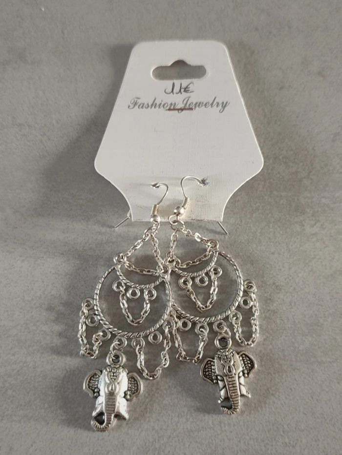 Boucles d'oreilles pendantes fantaisie éléphant