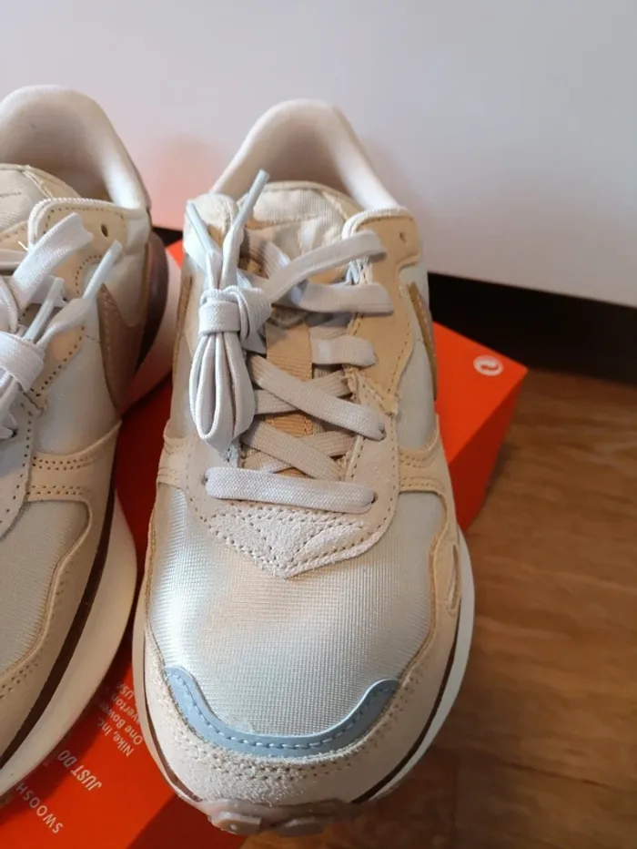 Baskets sneakers Nike waffle phoenix femme - photo numéro 6