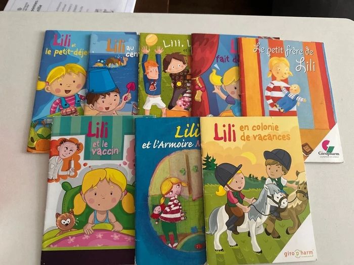 Lot de 8 livres Lili édition Giro Pharm