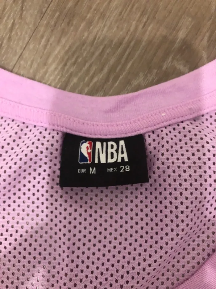 Debardeur baskets ball Lakers NBA taille M neuf jamais porté - photo numéro 2