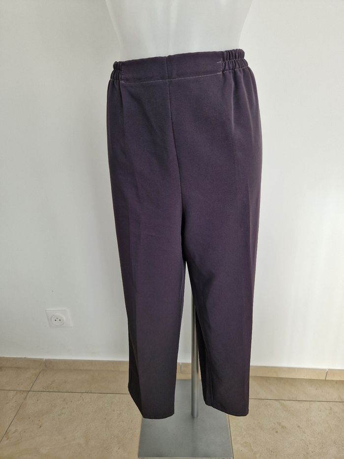 Pantalon gris foncé élastique