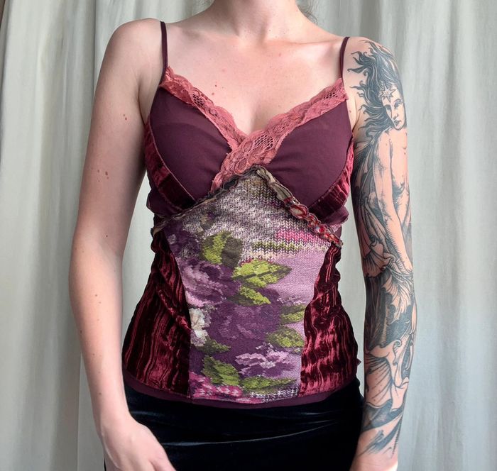Débardeur bordeaux dentelle velours Whimsigoth vintage made in Italy 90s - Taille S - photo numéro 5