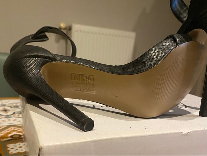 Chaussures noires à talon femme - photo numéro 3