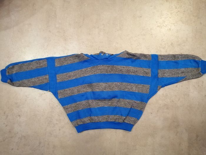 Sweat rayé bleu et gris 5 ans - photo numéro 2