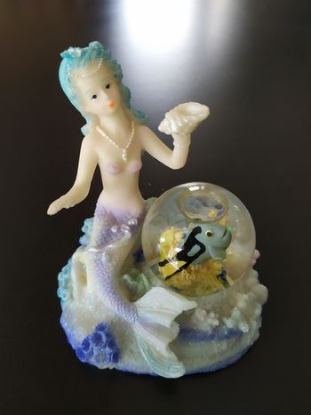 Boule à neige Sirène