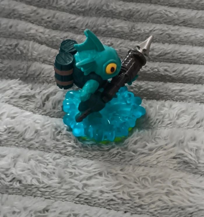 Figurine skylanders gill grunt activision - photo numéro 2