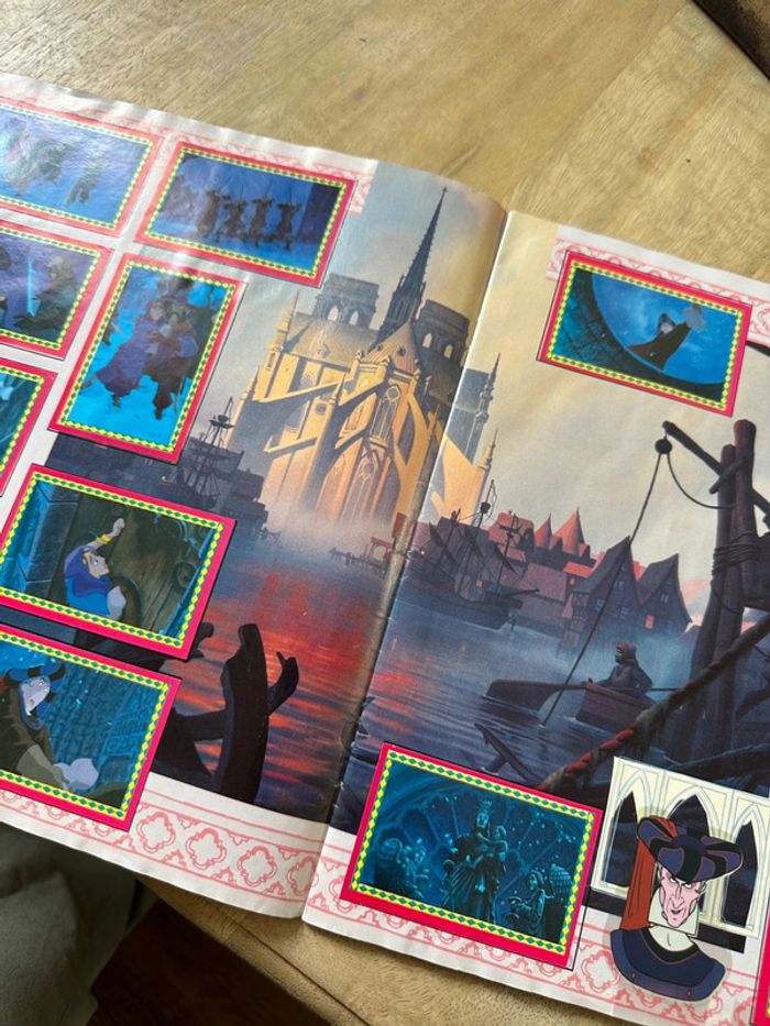 Panini - Album complet stickers autocollants Walt Disney Le Bossu de Notre Dame - photo numéro 5