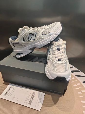New Balance 530