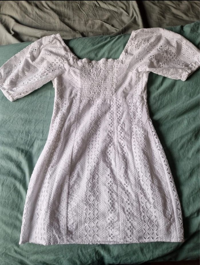 Robe blanche bizbee - photo numéro 2