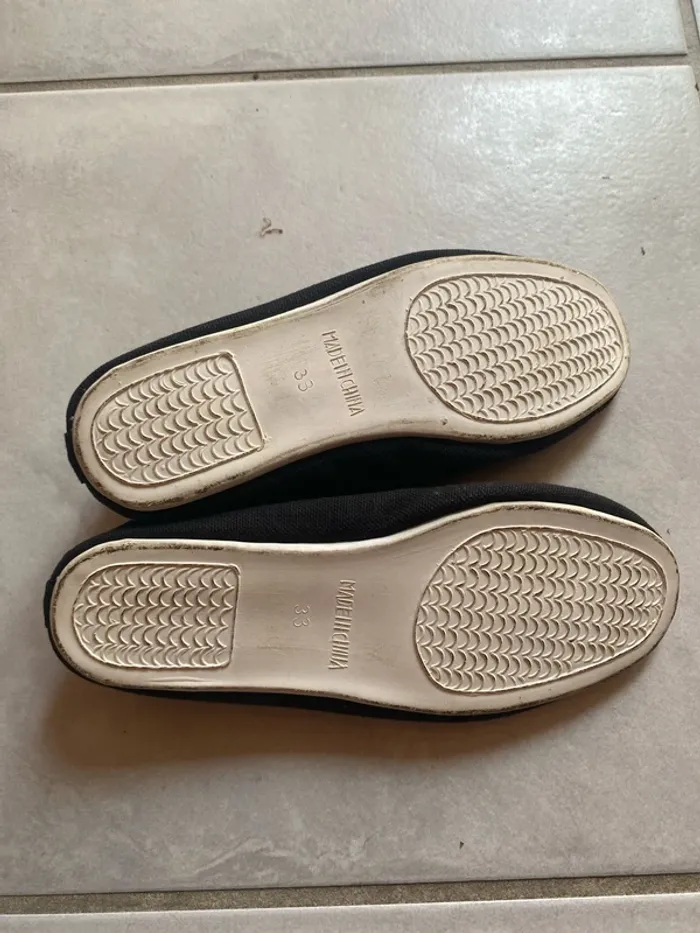 Chaussons de gym 33 - photo numéro 3