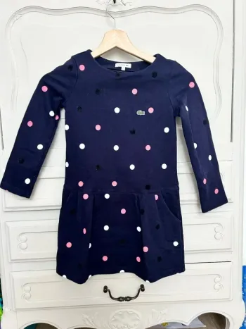 Très belle petite robe Lacoste bleu foncé à pois taille 8 ans