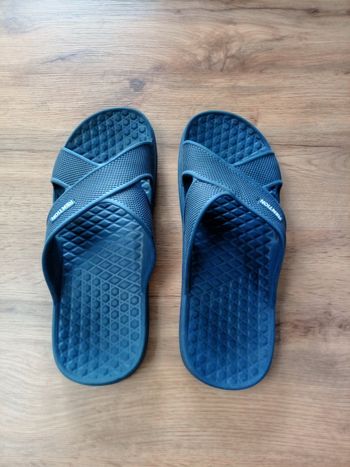 Claquettes Rextion pointure 43 