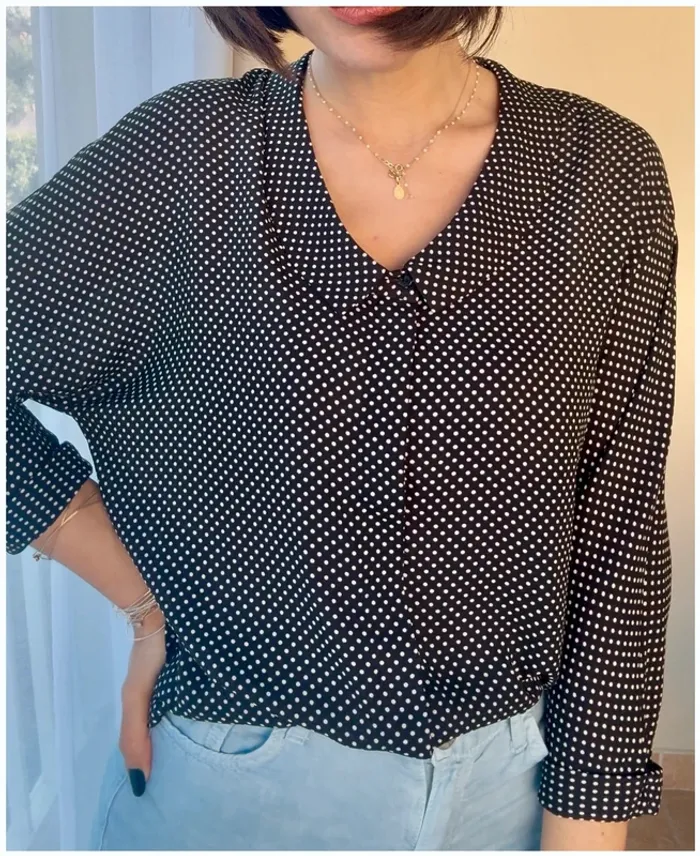 Chemise à pois Zara XS très bon état - photo numéro 2