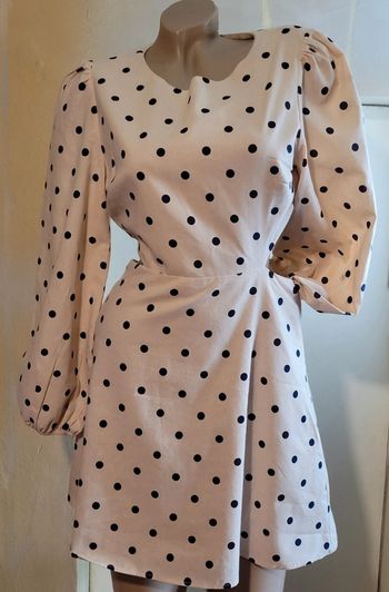 Robe pin up vintage beige à poids bleu marine