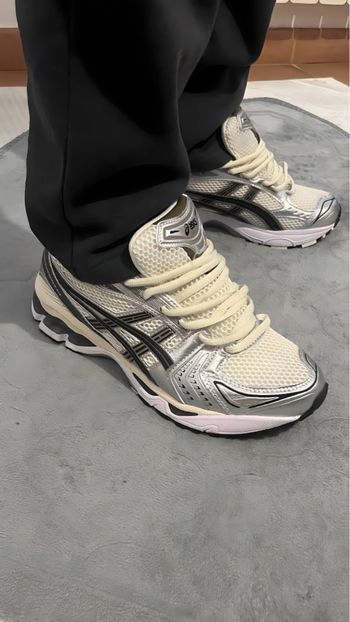 Asics kayano 14 Beige Silver 
