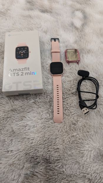 Montre Amazfit GTS 2 mini coloris Flamingo Pink