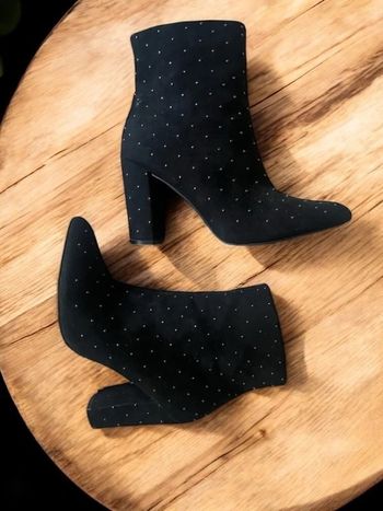 magnifiques bottines Mango noires clou argentés