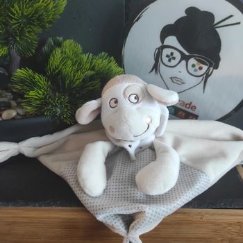 Doudou plat vache beige écru gris pois mouton mots d'enfants  blanc  bandana