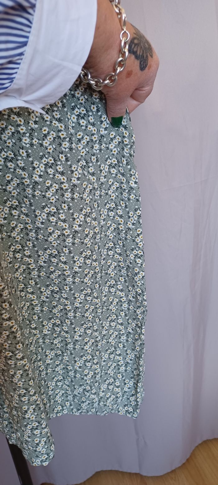 Très jolie robe d'été femme T U - photo numéro 6