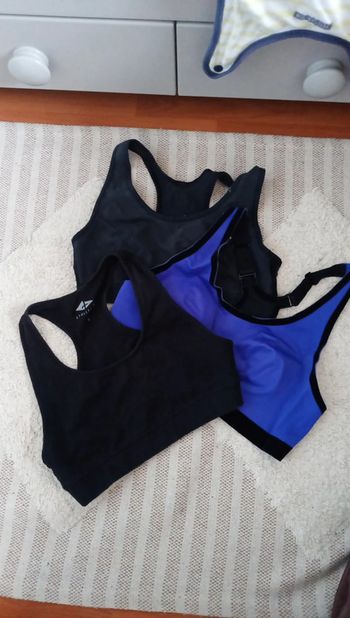 Lot de 3 brassières de sport 90B