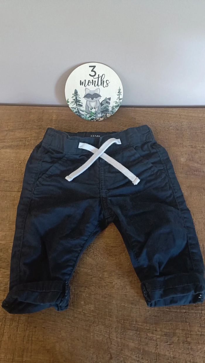 Lot 5 pantalons 3 mois en très bon état - photo numéro 2