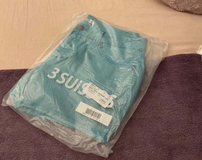 Short en jeans strech turquoise taille 38 - photo numéro 2