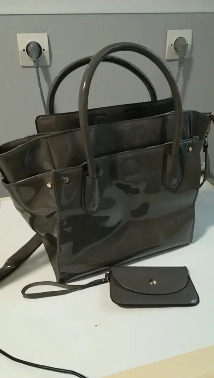 grand sac porté main ou épaule