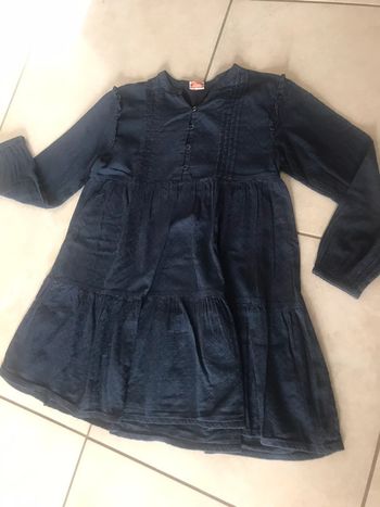 Robe tape à l’ œil 10 ans