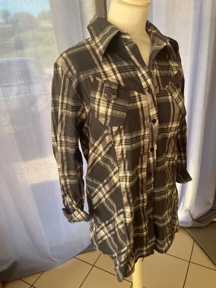Chemise - photo numéro 2