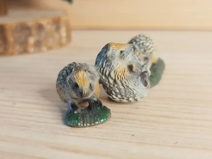 Figurine bébé hérisson Animal de la forêt