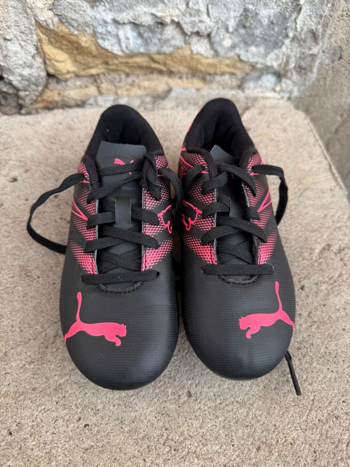 Crampons Puma pointure 30