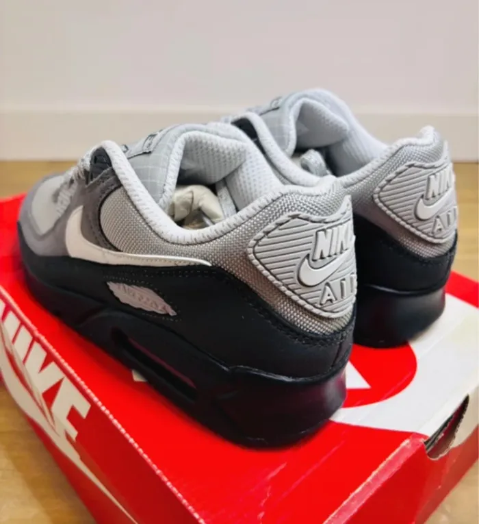 Nike Air Max 90 Réflective Anthracite black taille 40 - photo numéro 4