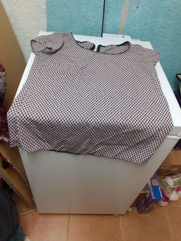 Haut cache-cache. 38