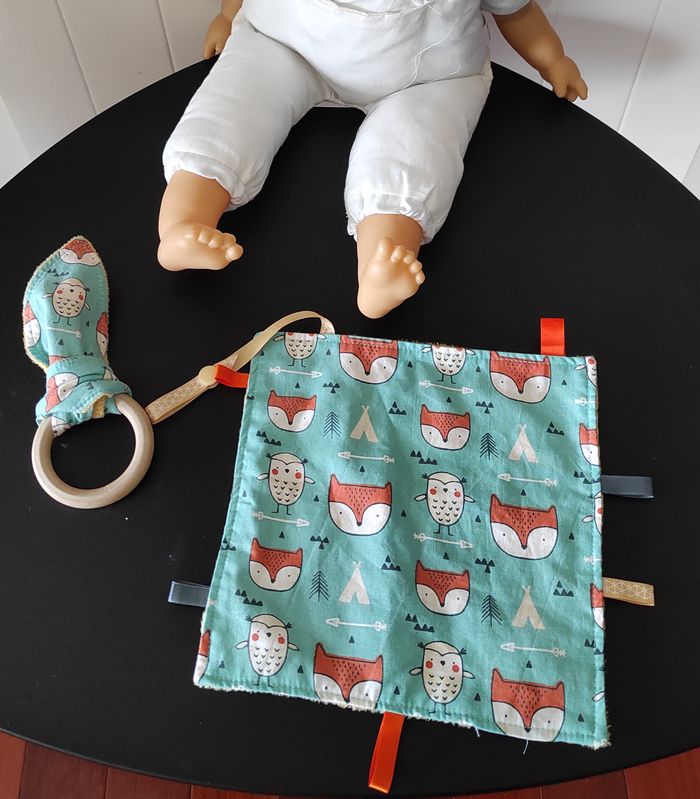 Lot doudous & hochet bébé mixte – Renard (moutarde/vert) - photo numéro 6
