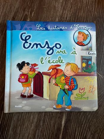 Livre Enzo va à l’école