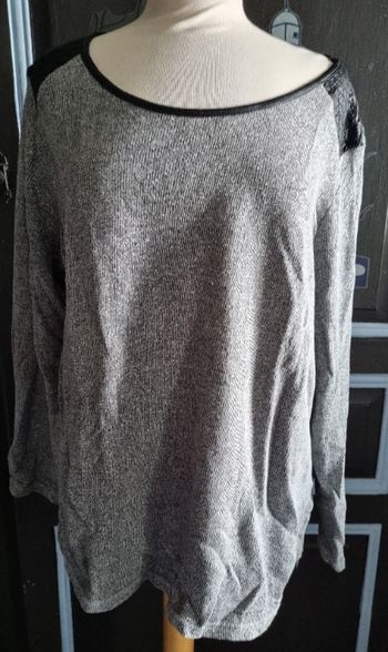 Pull gris pailleté taille 50-52