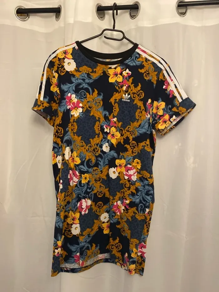Robe de ville adidas