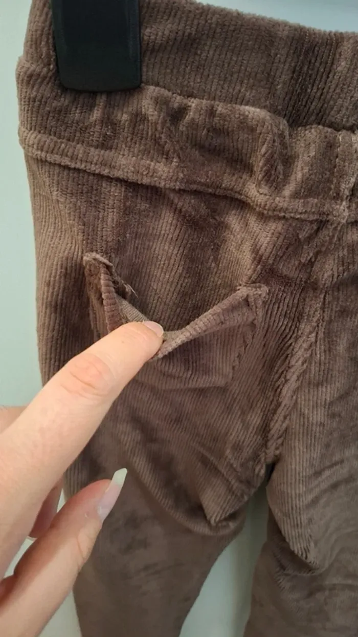 Pantalon élastique velours Taille 128cm - photo numéro 5
