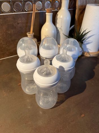 Lot de 6 biberons Avent avec 20 tétines de débit différents 