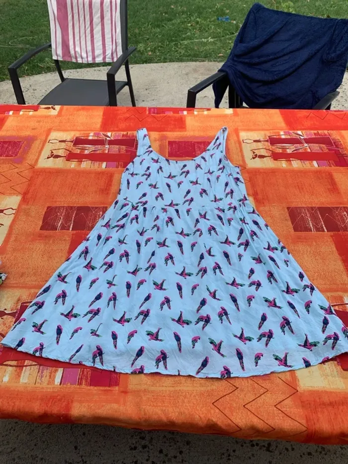 Robe légère perroquets